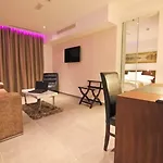 Otel Achilleos