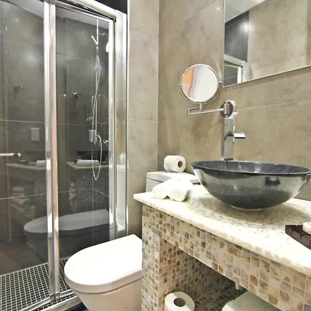 Otel Achilleos
