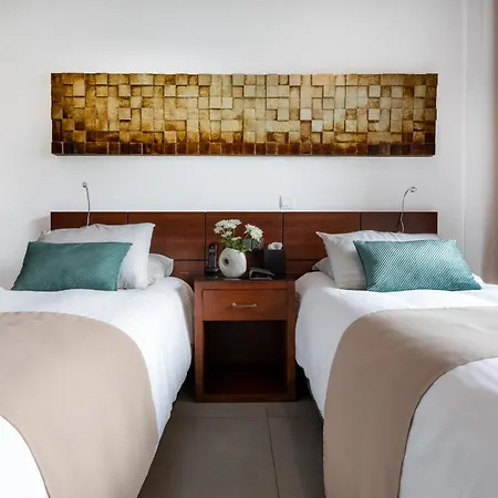 Achilleos Hotel