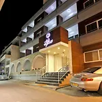 Achilleos 2* Larnaka