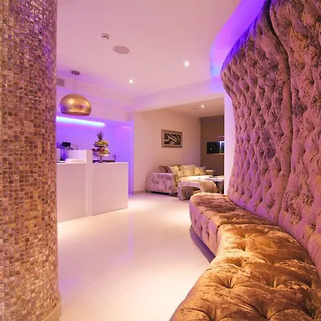 Отель Achilleos 2*