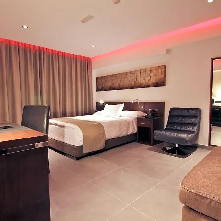 Achilleos 2* Larnaca