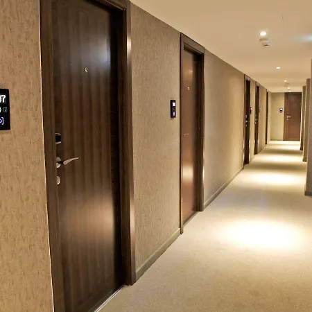 Achilleos 2* Larnaca