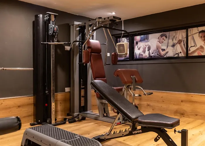 Achilleos מלון לרנקה